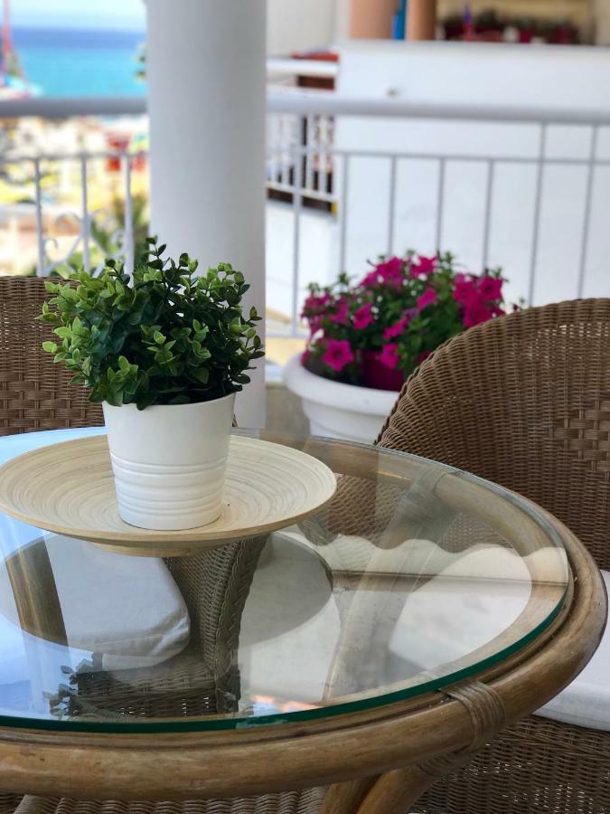 Sand & Sea Design Apartment Пефкохори Екстериор снимка